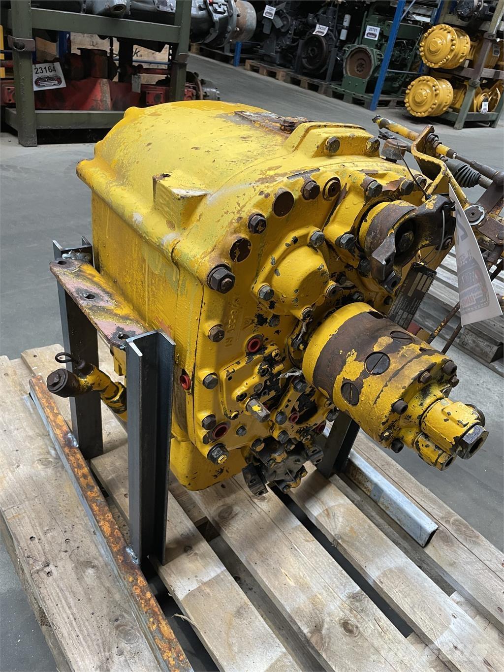 Hanomag 22C transmission 传动装置