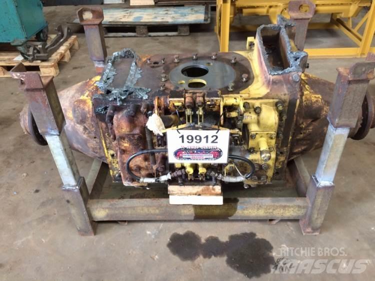Komatsu D37P-5 Køregear 传动装置