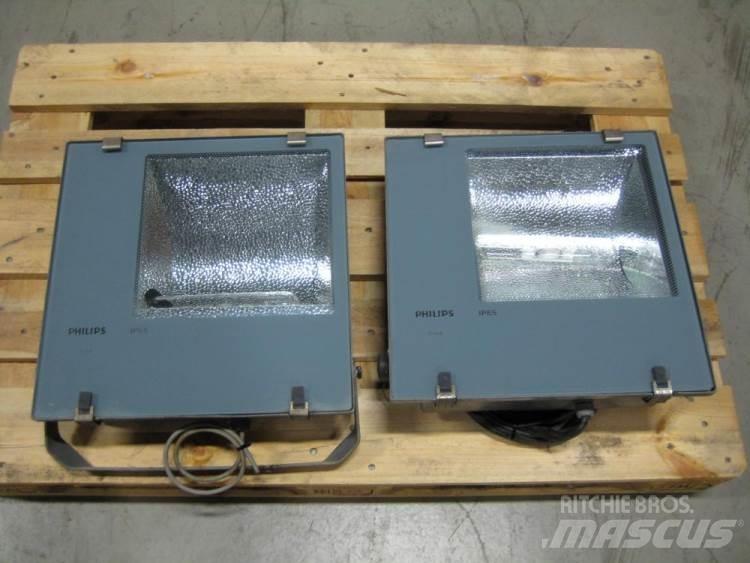  Lamper - 400W - 2 stk. 电子设备