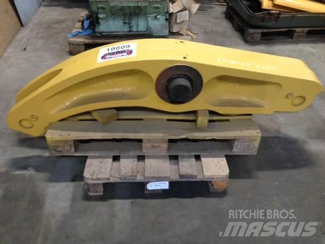 Liebherr L551 Link Arm 其他组件