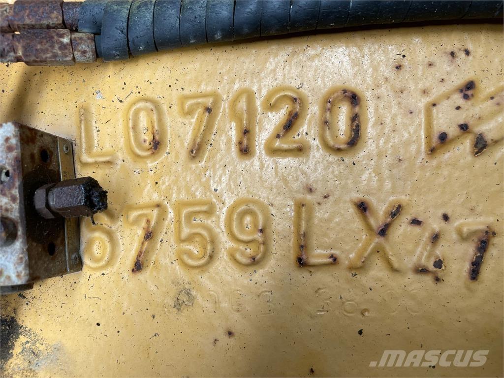 Liebherr LR632 Link arm 其他组件