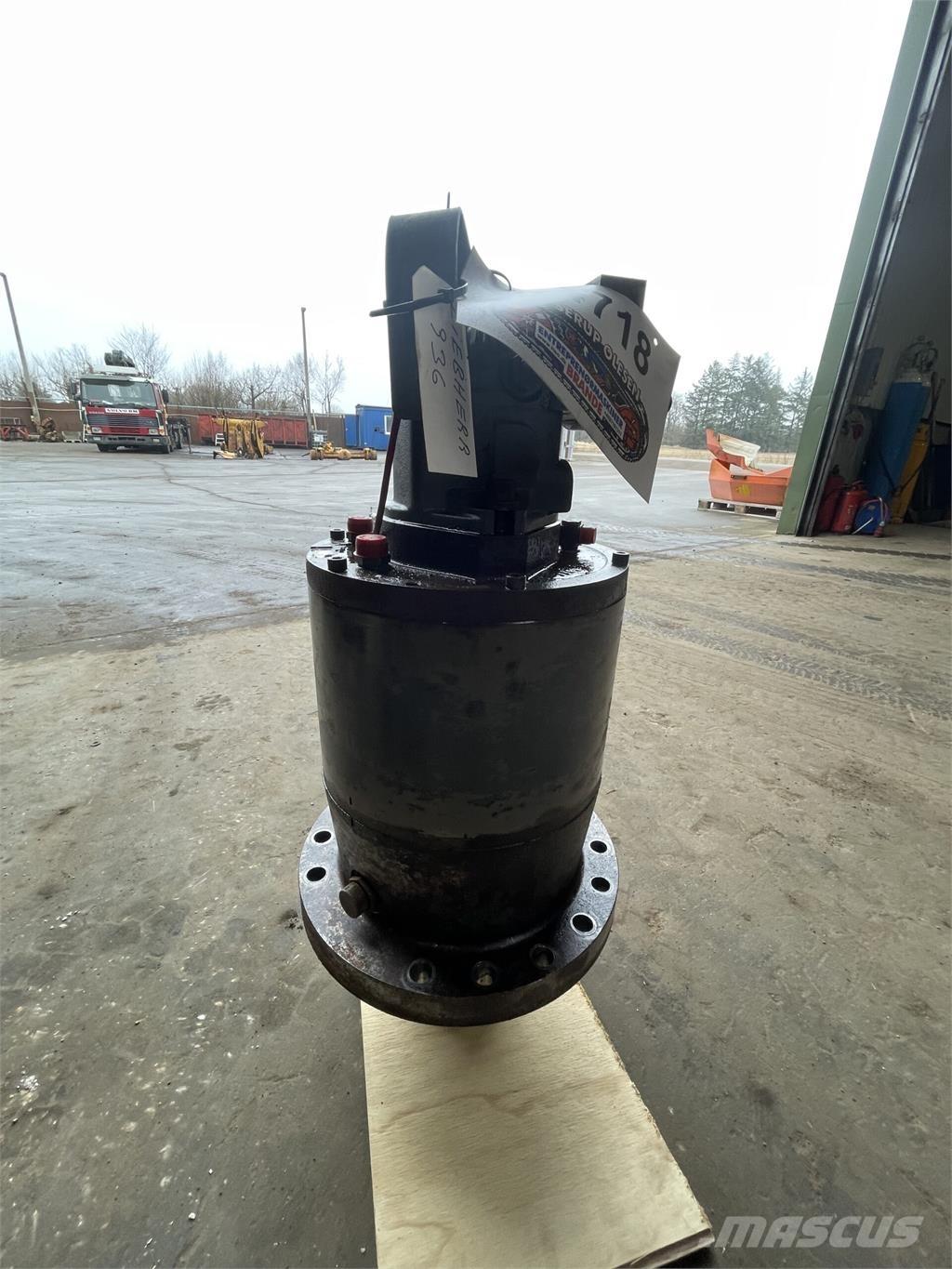 Liebherr R936NLC Krøjegear 传动装置