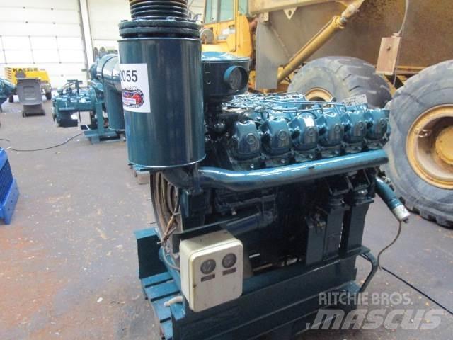 Mercedes-Benz V12 motor 发动机