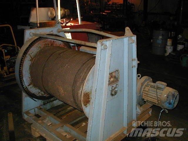  Spil 吊车起重机、绞车吊货机和物料升降机