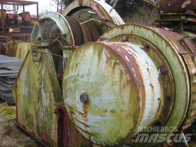  Støttebensspil ex. Storhavn 吊车起重机、绞车吊货机和物料升降机