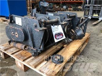 VEB spil - 2,5 T - 2 stk. 吊车起重机、绞车吊货机和物料升降机