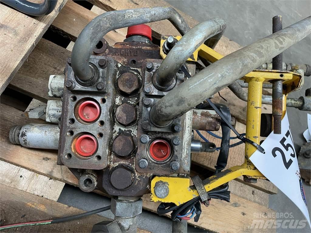 Volvo 4400 hovedventilblok 液压