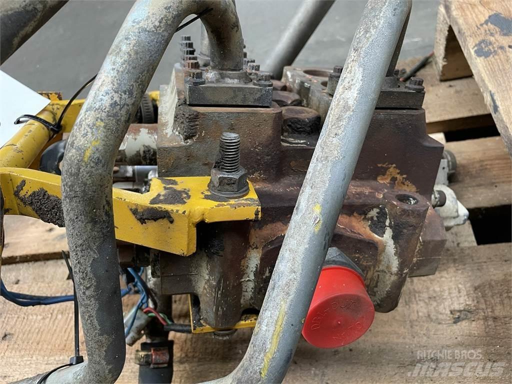 Volvo 4400 hovedventilblok 液压