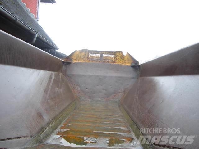 Volvo 861 dumper til ophug 翻斗车\公路型自卸车