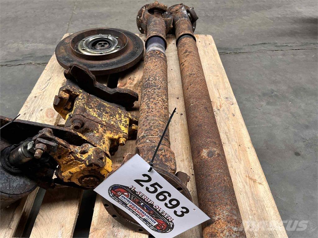 Volvo A25C 6x6 kardan 其他组件