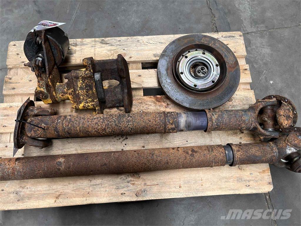Volvo A25C 6x6 kardan 其他组件