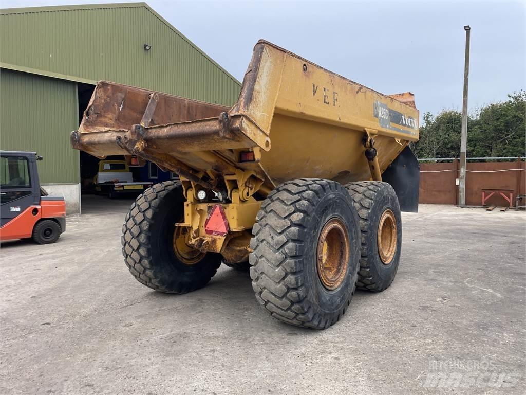 Volvo A25C dumpervogn 6x6 翻斗车\公路型自卸车