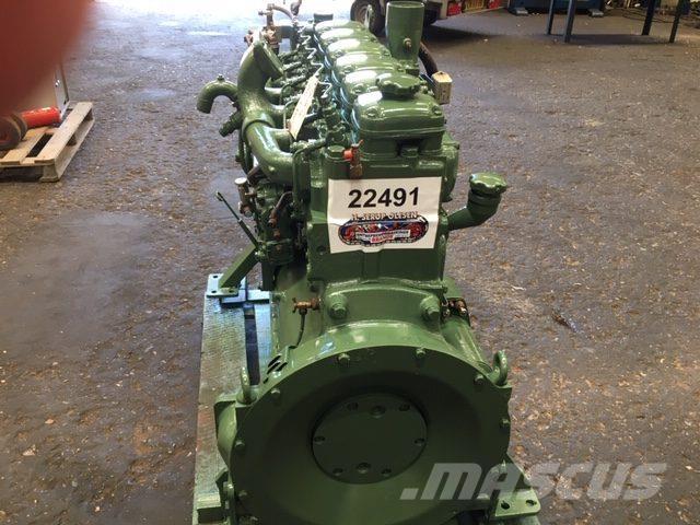 Volvo D100B motor 发动机