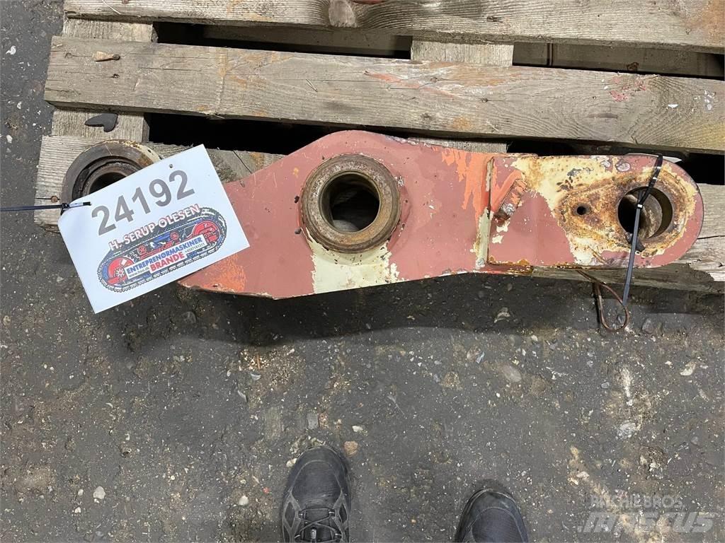 Volvo L120 Link Arm 其他组件