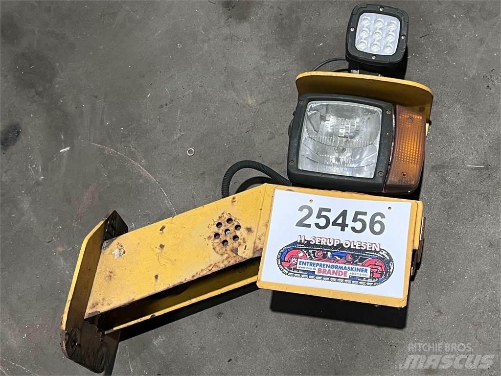 Volvo L120F frontlygte 电子设备