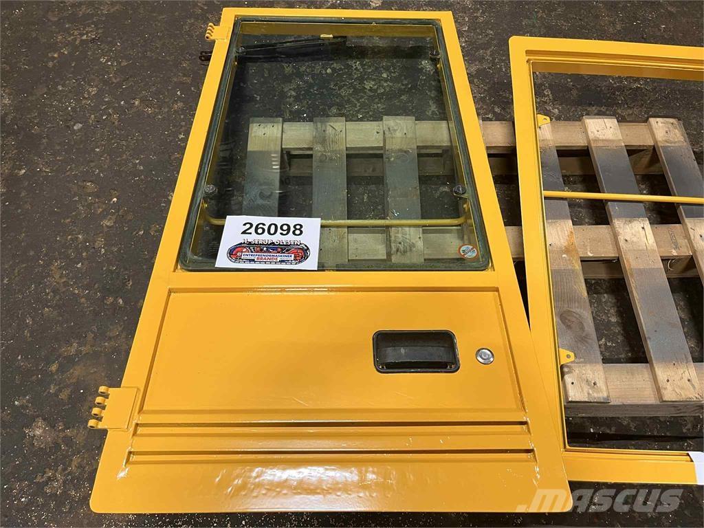 Volvo L70B dør 其他组件