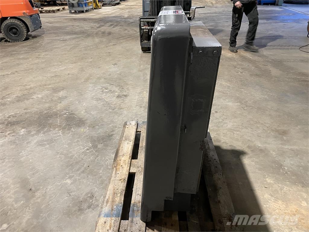 Volvo L70B kølerhjelm 其他组件