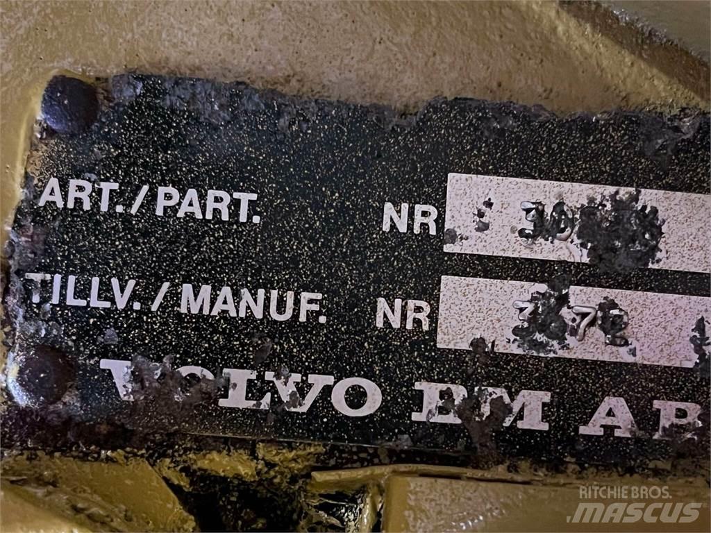 Volvo L90 Transmission 传动装置