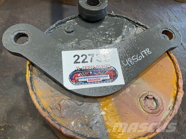 Volvo L90B Link 其他组件