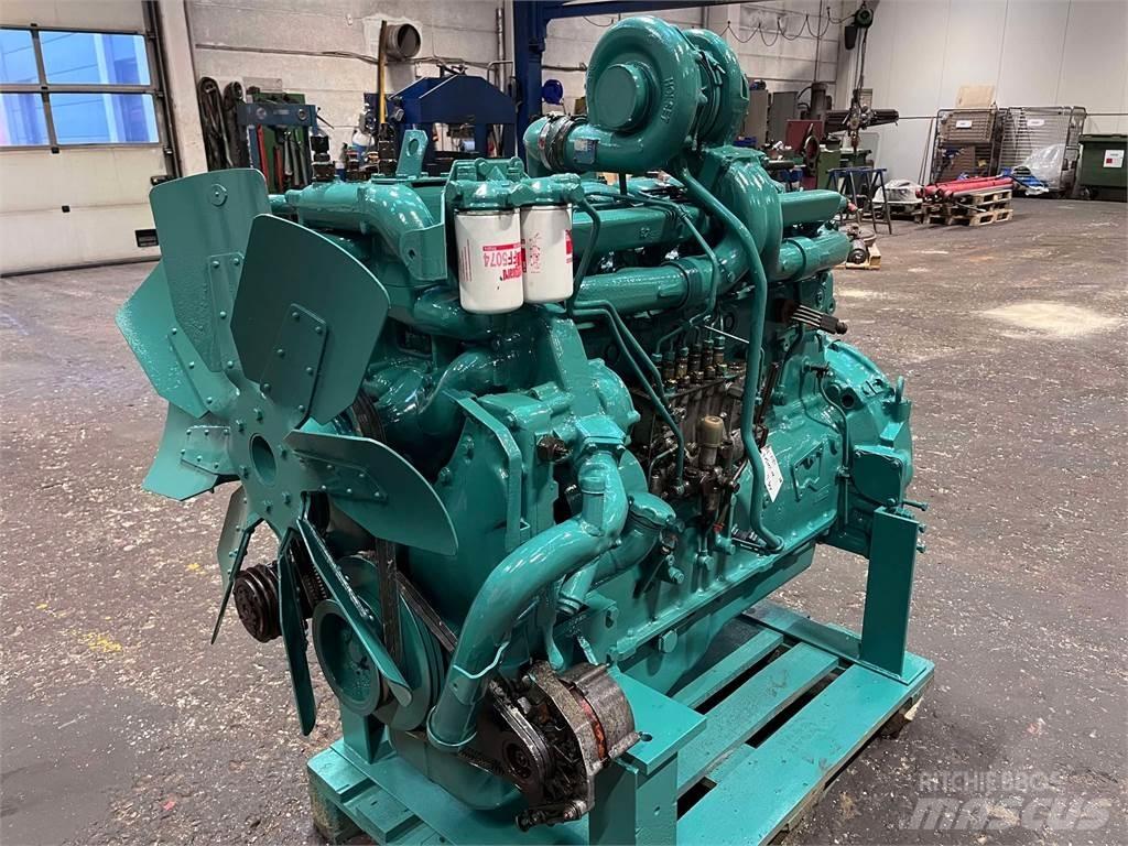 Volvo TD121G motor 发动机