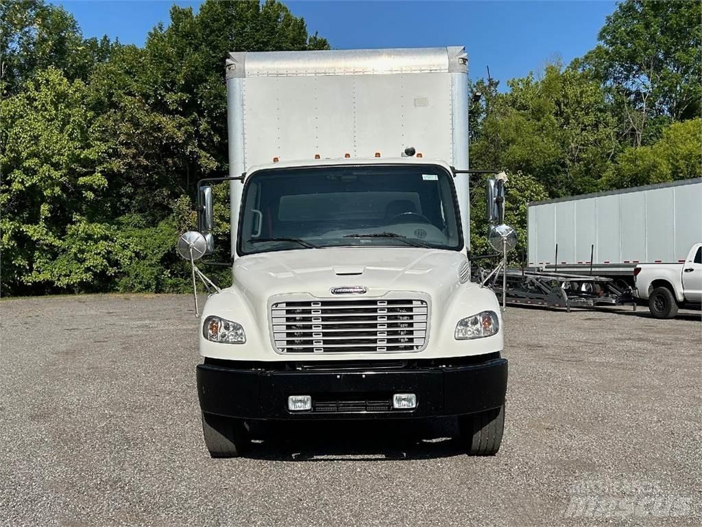 Freightliner M2 厢式货车
