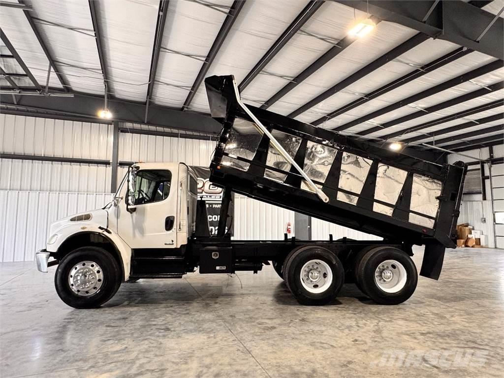 Freightliner M2 自卸式货车