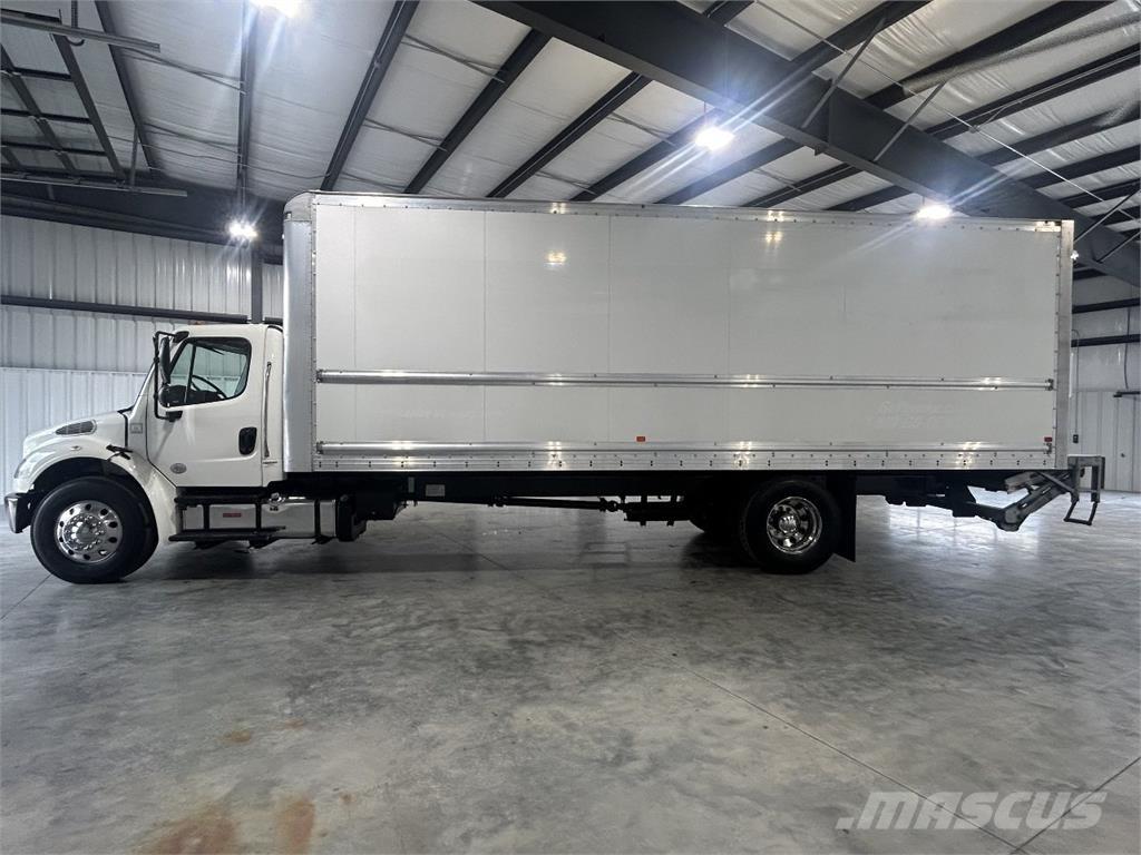 Freightliner M2 厢式货车