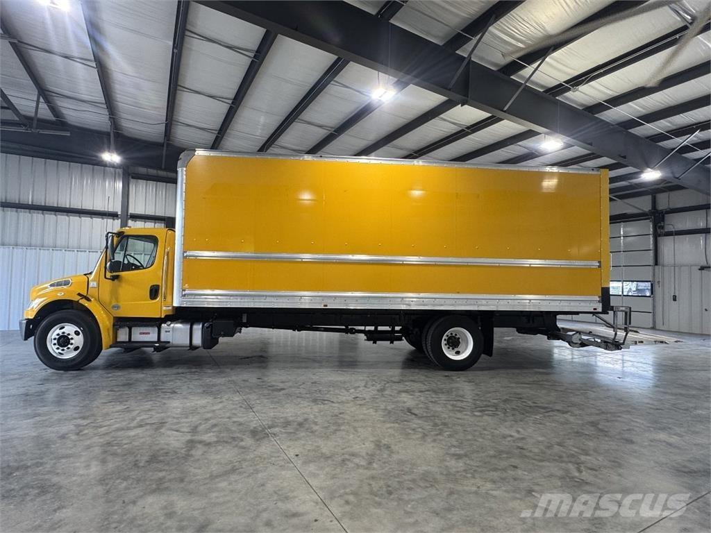 Freightliner M2 厢式货车