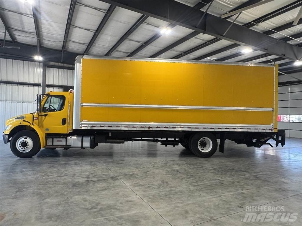 Freightliner M2 106 厢式货车