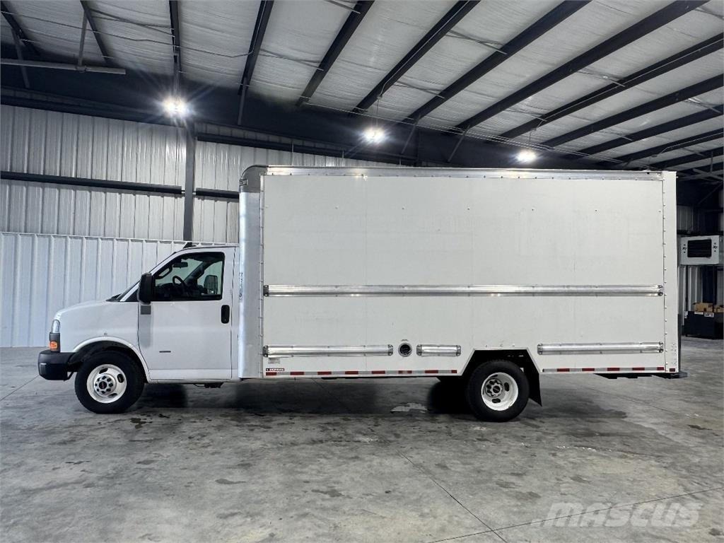 GMC G33903 厢式货车