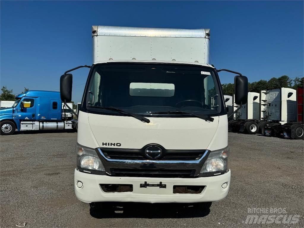 Hino 195 厢式货车
