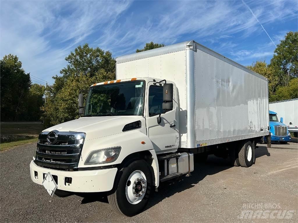 Hino 268 厢式货车