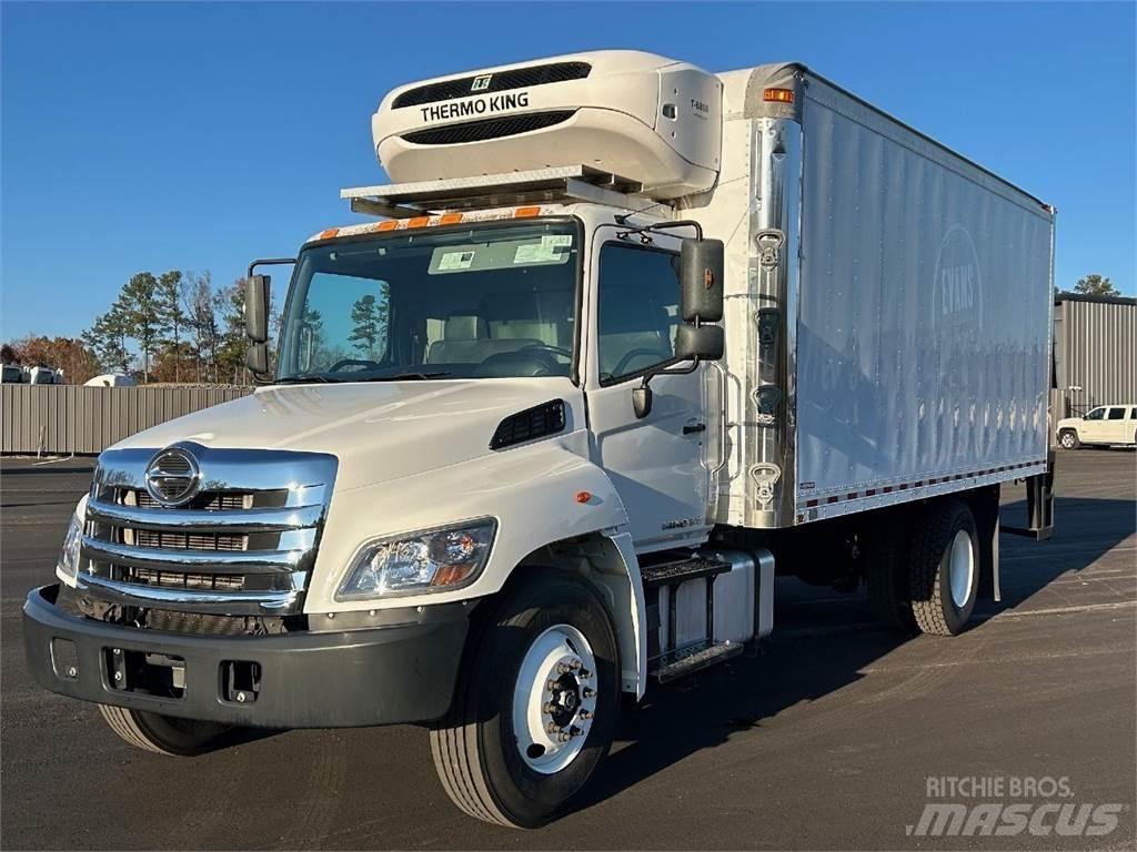 Hino 268 冷藏车
