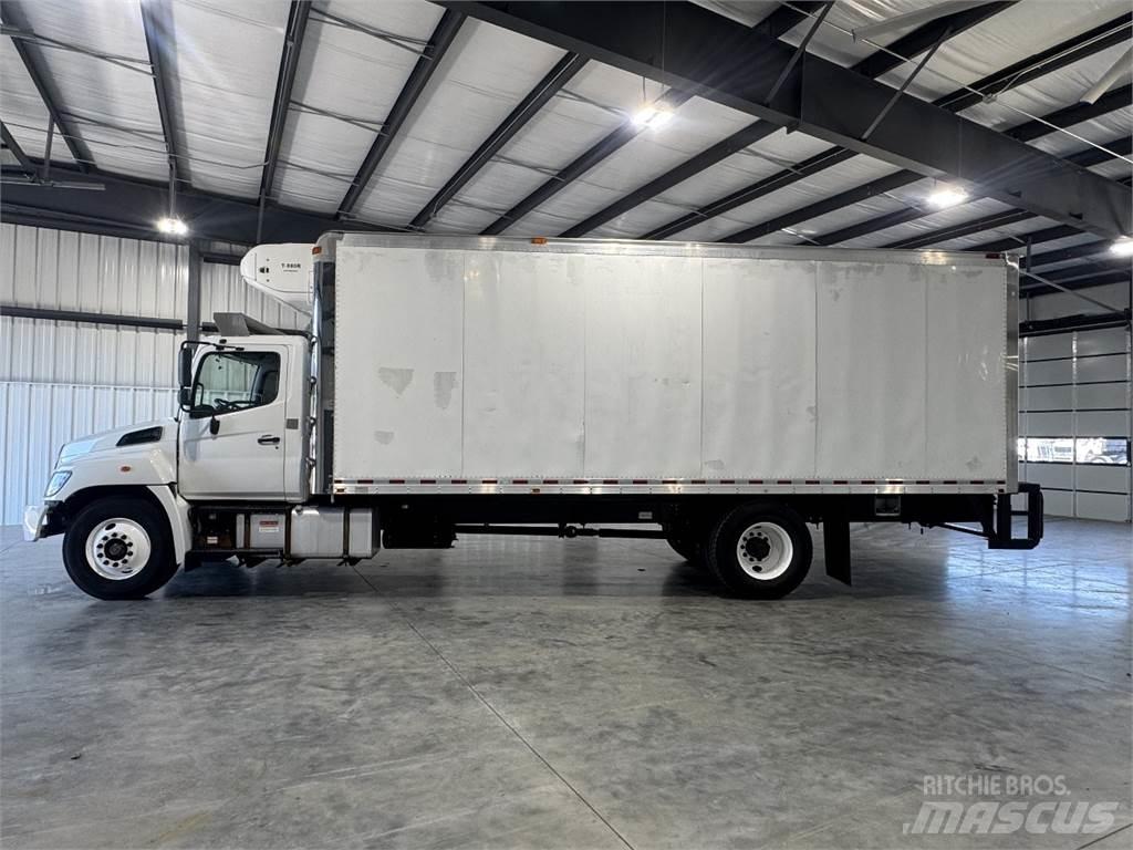 Hino 268 冷藏车