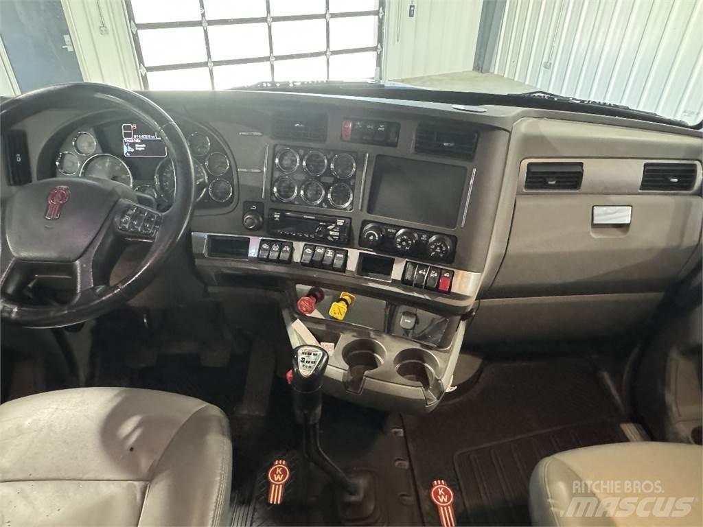 Kenworth T680 牵引车