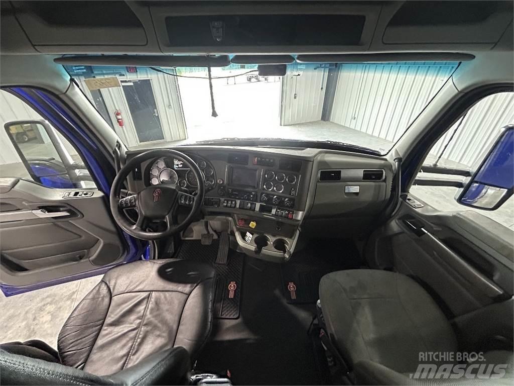 Kenworth T680 牵引车