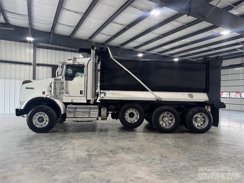 Kenworth T800 自卸式货车