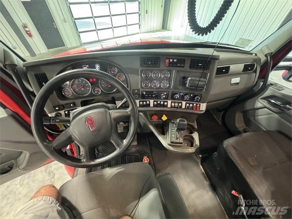Kenworth T880 牵引车