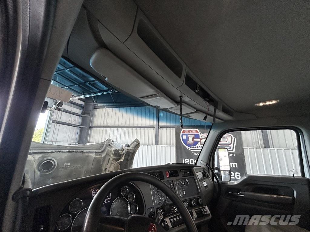Kenworth T880 牵引车