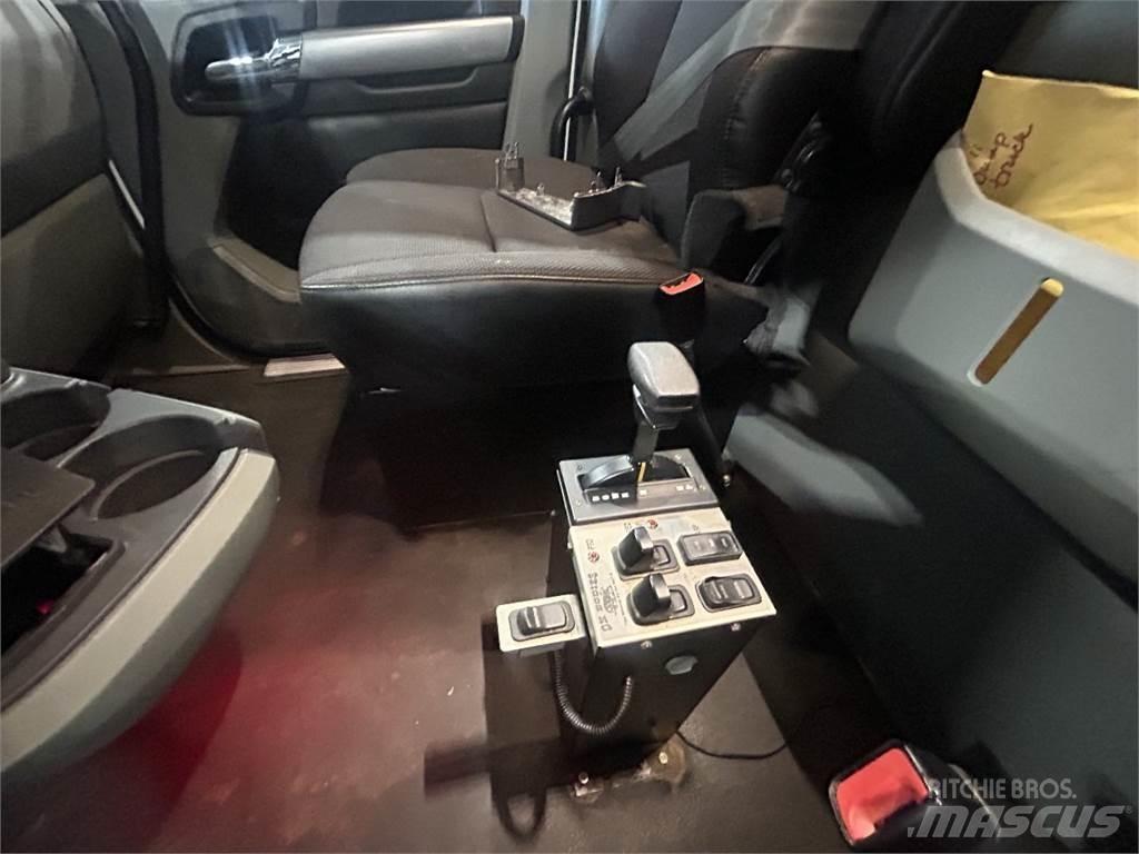 Kenworth T880 自卸式货车