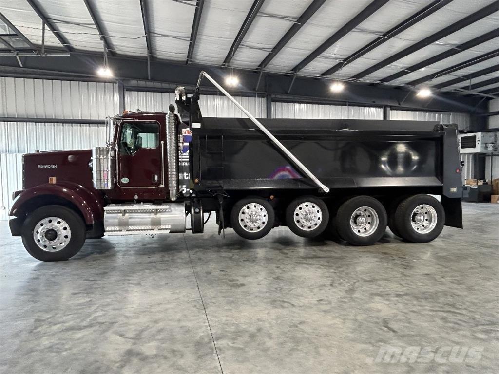 Kenworth W900B 自卸式货车