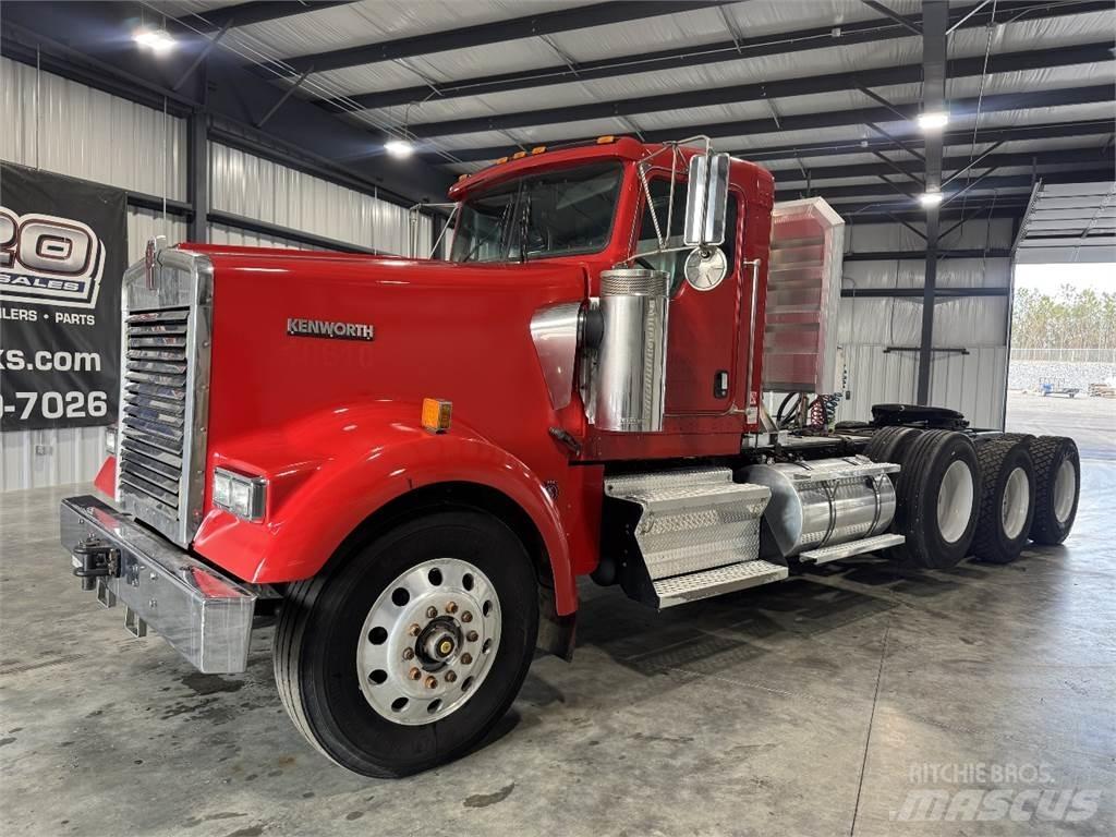 Kenworth W900L 牵引车