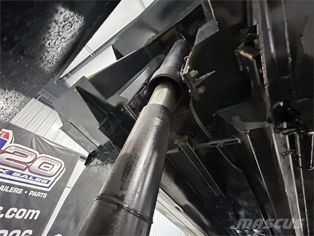 Mack Granite 自卸式货车