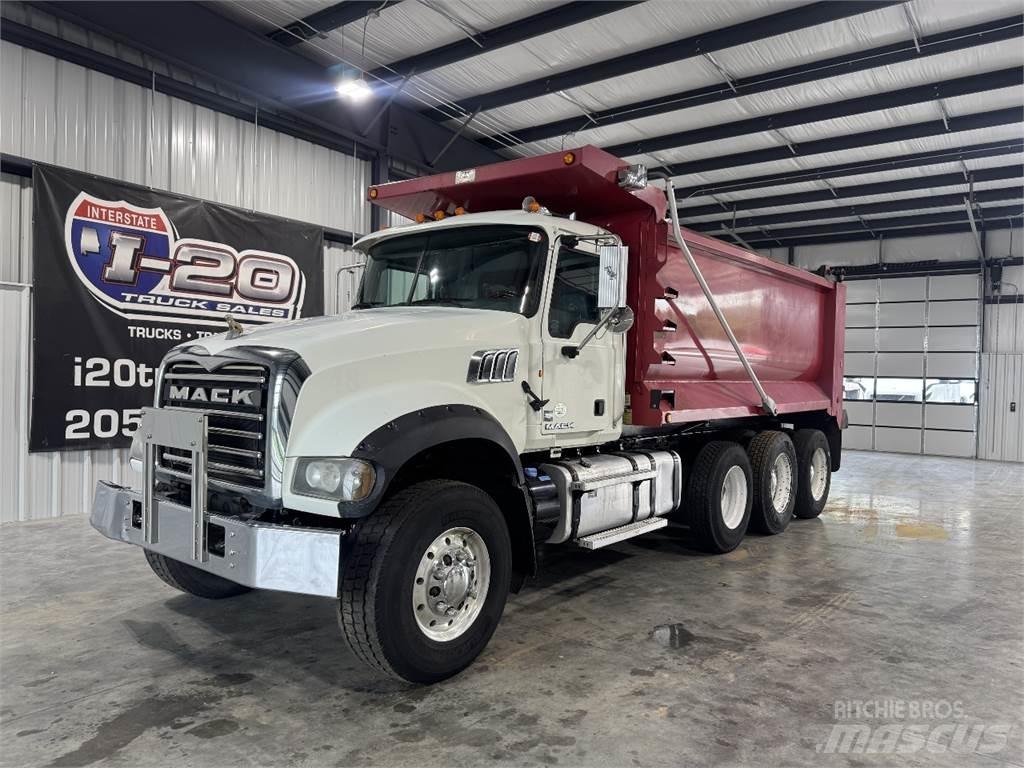 Mack GU713 自卸式货车