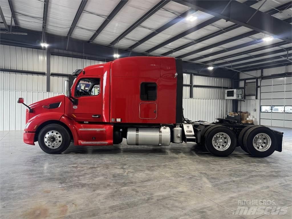 Peterbilt 579 牵引车