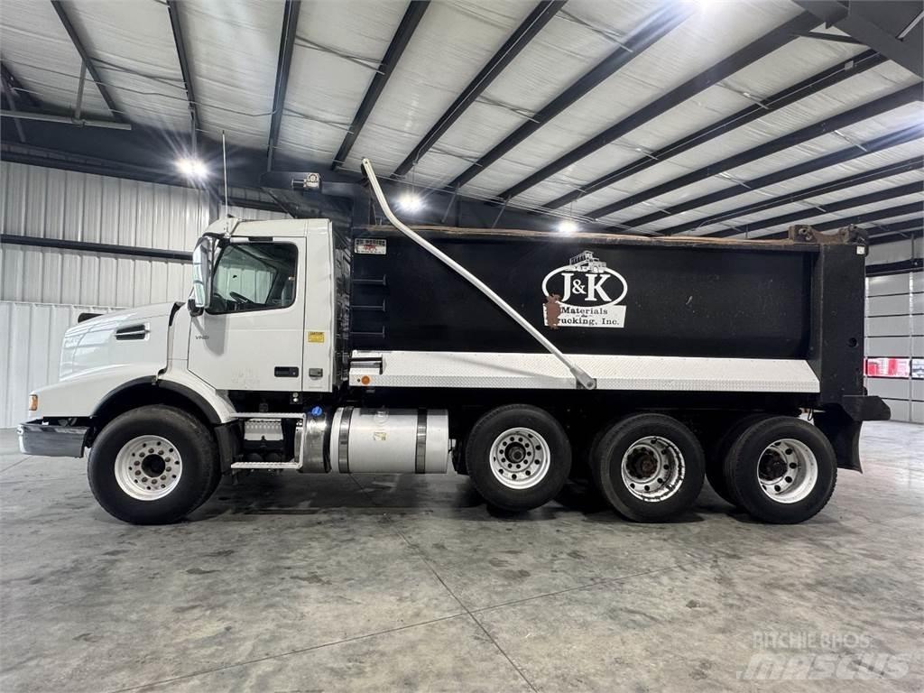 Volvo VHD 自卸式货车