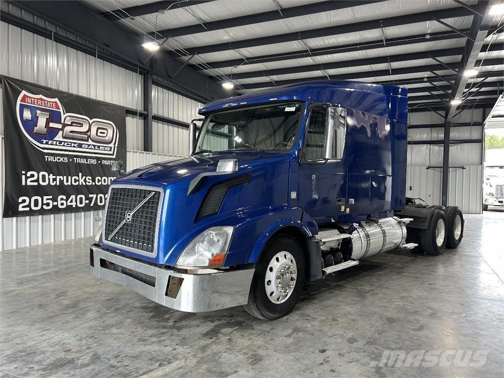 Volvo VNL630 牵引车