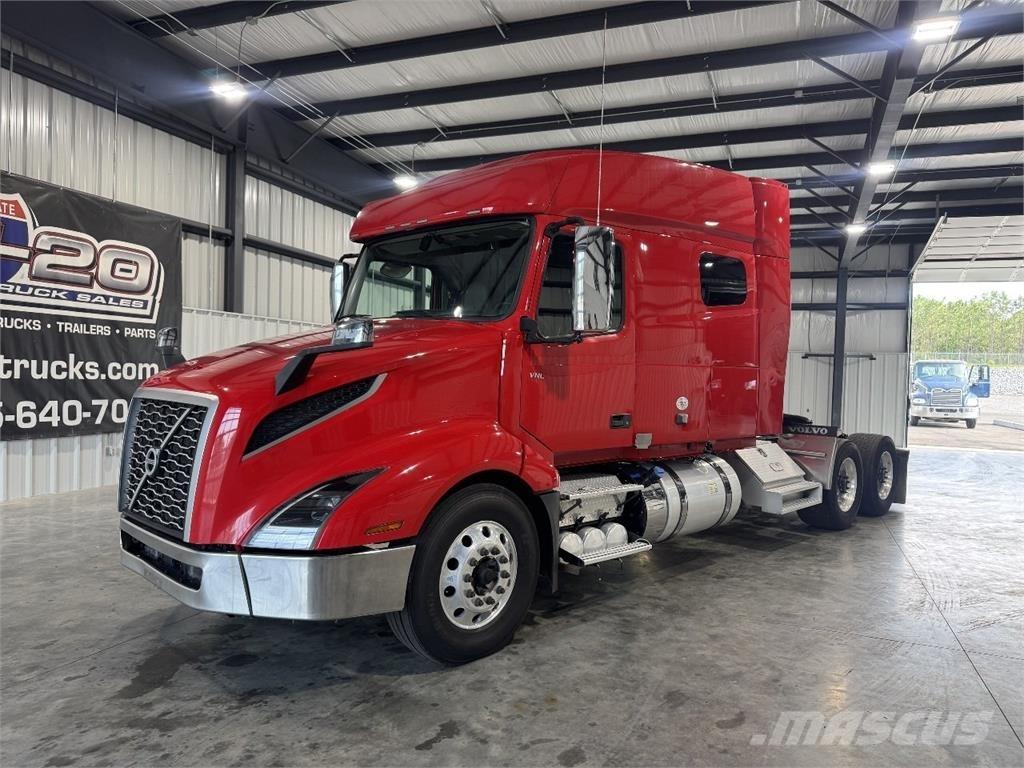 Volvo VNL64T740 牵引车