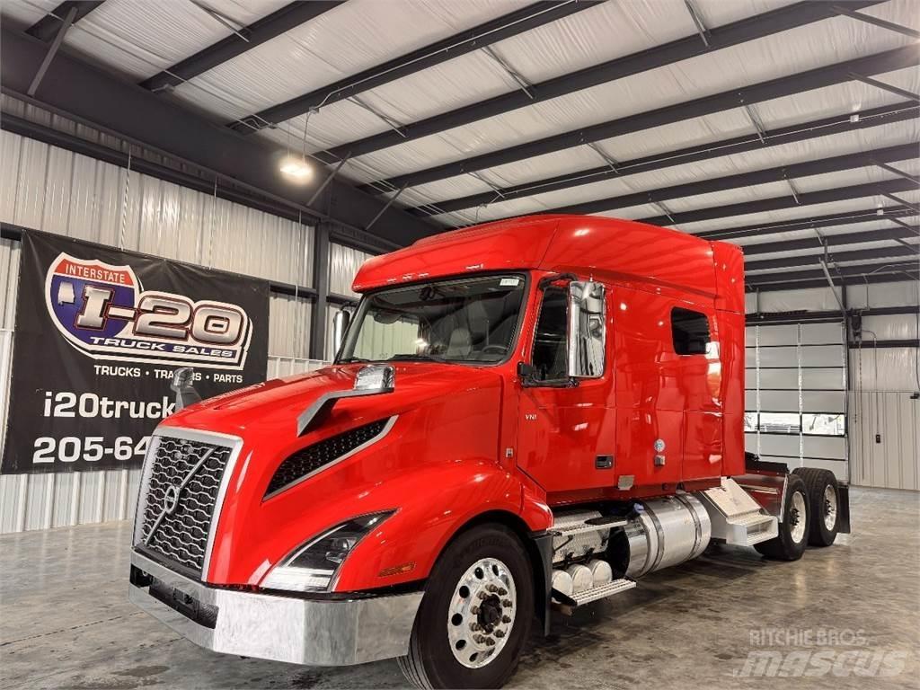 Volvo VNL64T740 牵引车