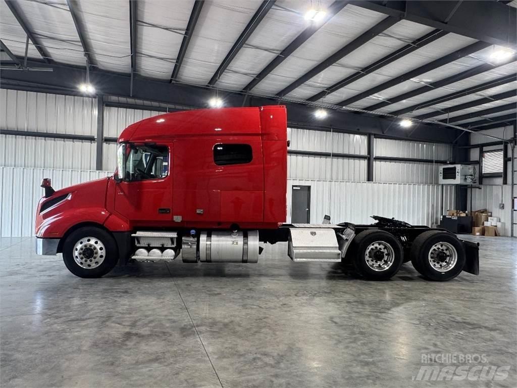 Volvo VNL740 牵引车